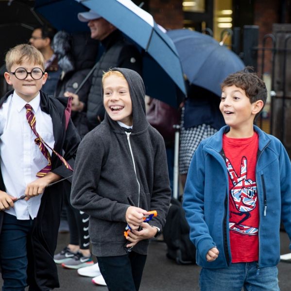 book week parade 2019-30